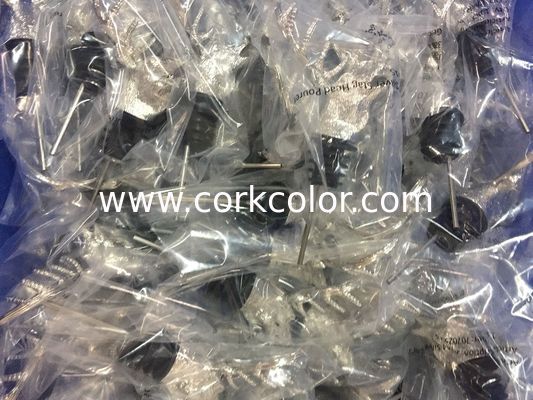 Popular Stag Head Pourer with Rubber Stopper and Zin Alloy Material