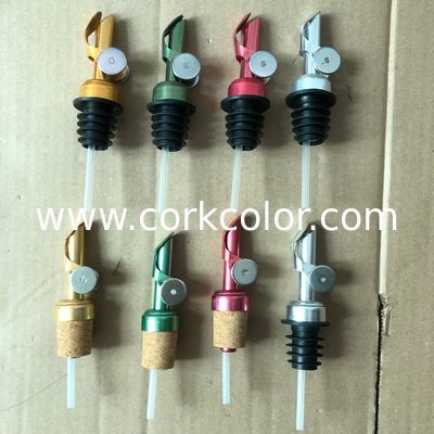 La vendita all'ingrosso 12cm della fabbrica ha pesato l'olio Pourer, il becco di chiusura di auto, 4 colori Siver disponibile/oro/rosso/verde